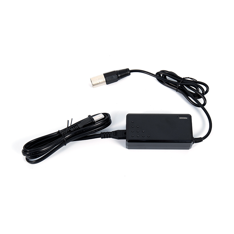 YL-08S 12°등반 용량을 갖춘 헤비듀티 4륜 접이식 이동성 스쿠터